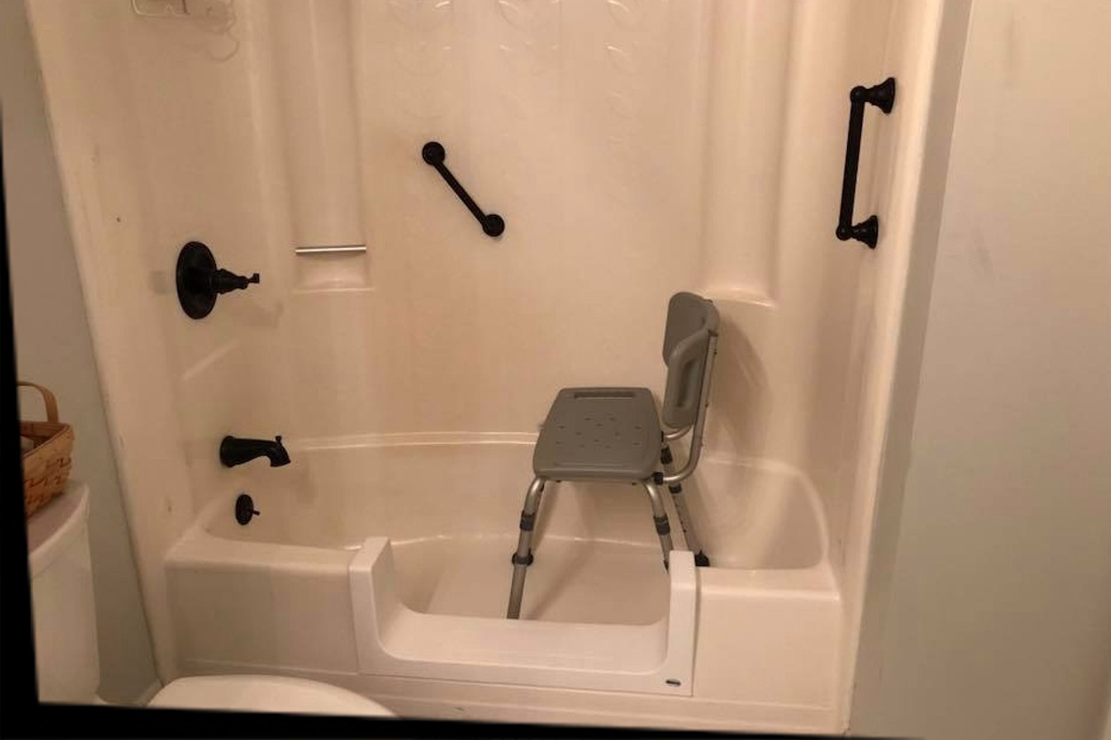 Shower/Bath Safety Grab Bars & Handrails